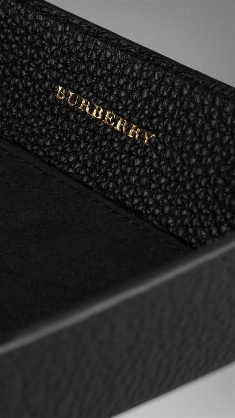 velet tray burberry|burberry signatures for men.